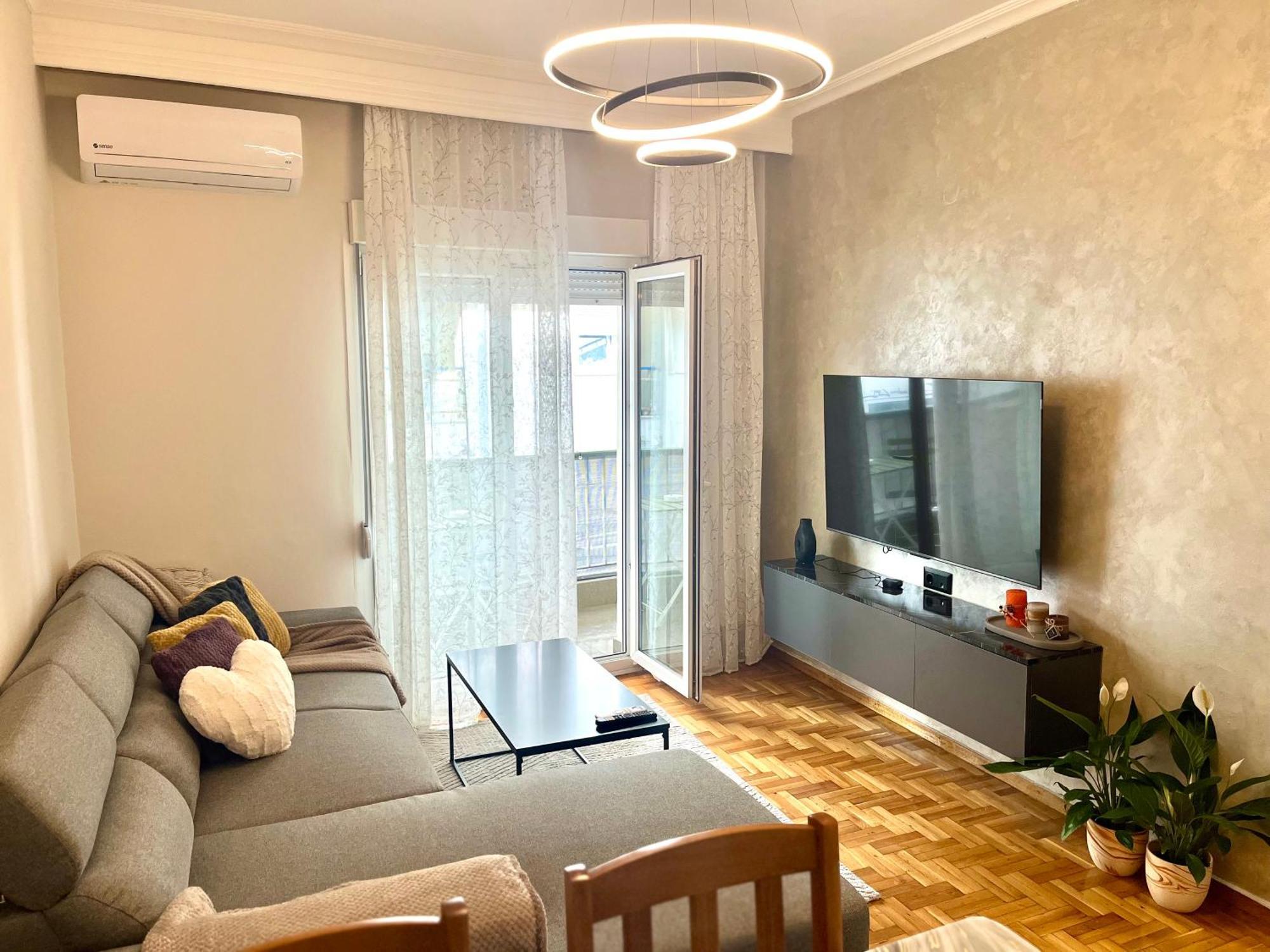 2bdr Cozy - Near Waterfront And Metro Apartment *